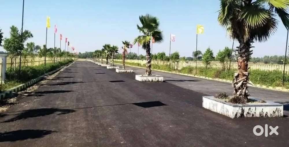 सुल्तानपुर हाइवे पर गोसाईगंज के पास आवासीय प्लॉट