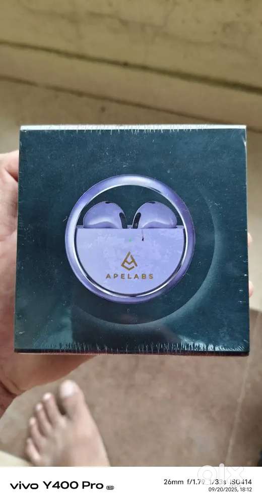 Branded airspin wireless airbuds