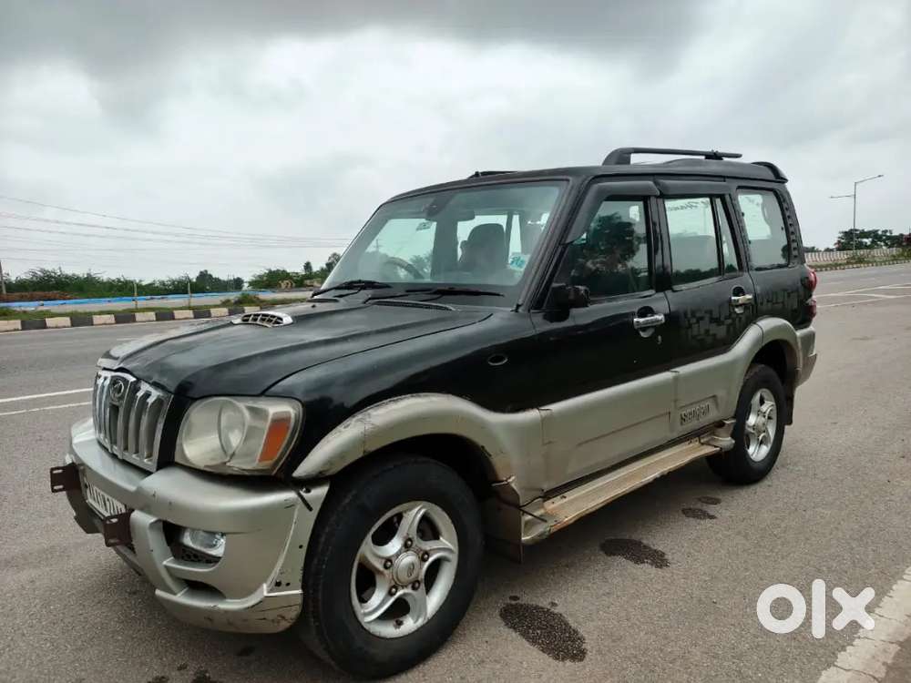 Mahindra Scorpio Classic 2010 Diesel 200000 Km Driven
