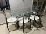 4 seater dining table in excellent condition