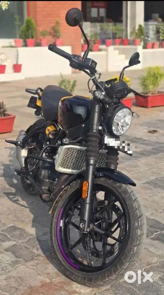 2025 Guerilla 450 varient (dash)