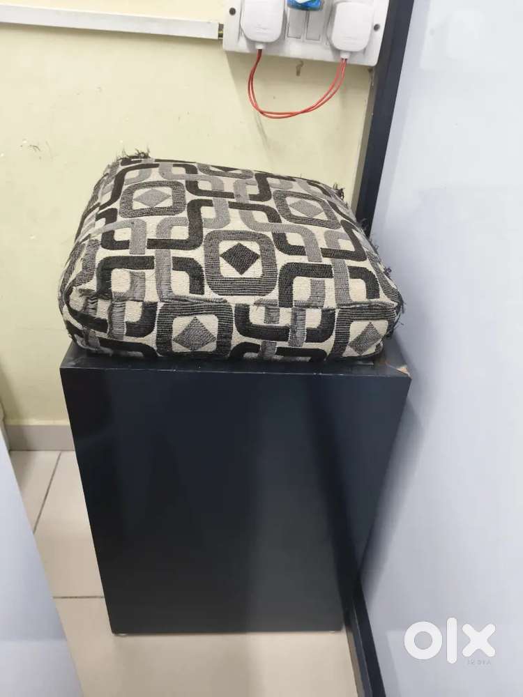 Chair stools with storage 2 boxes