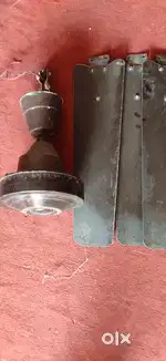 Ceiling fan bechna Hai original running condition mein hai
