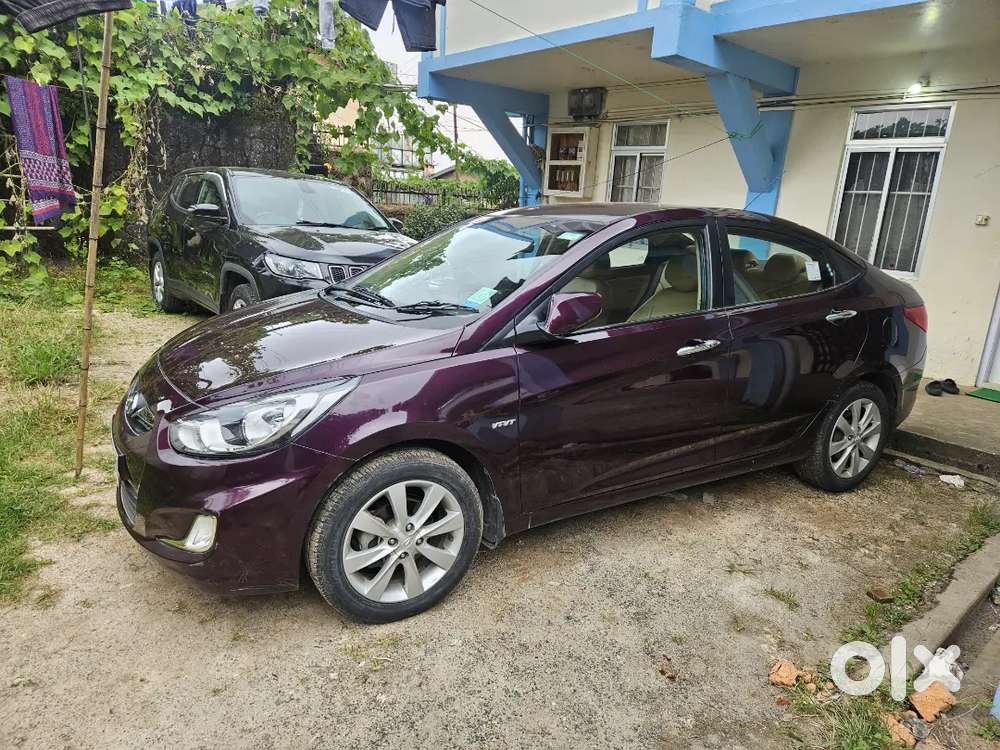 Hyundai Verna 2013 top model .. new condition car