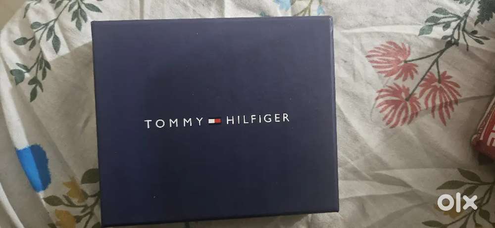 Tommy hilfiger wallet