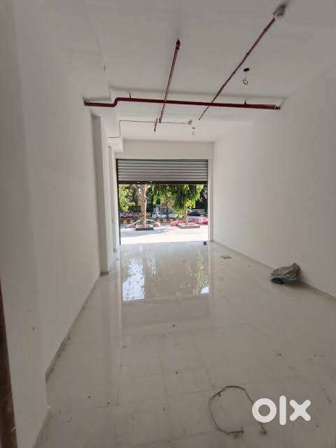 NEW FIRST ENTRY SHOP IN SECTOR 24