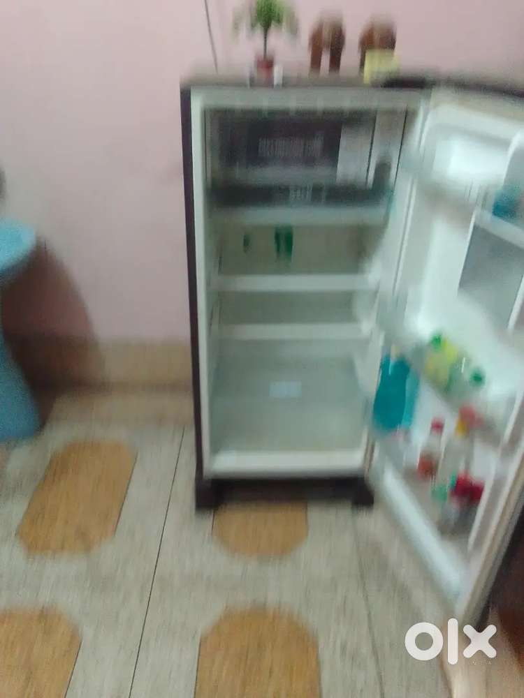 LG fridge 190 litre