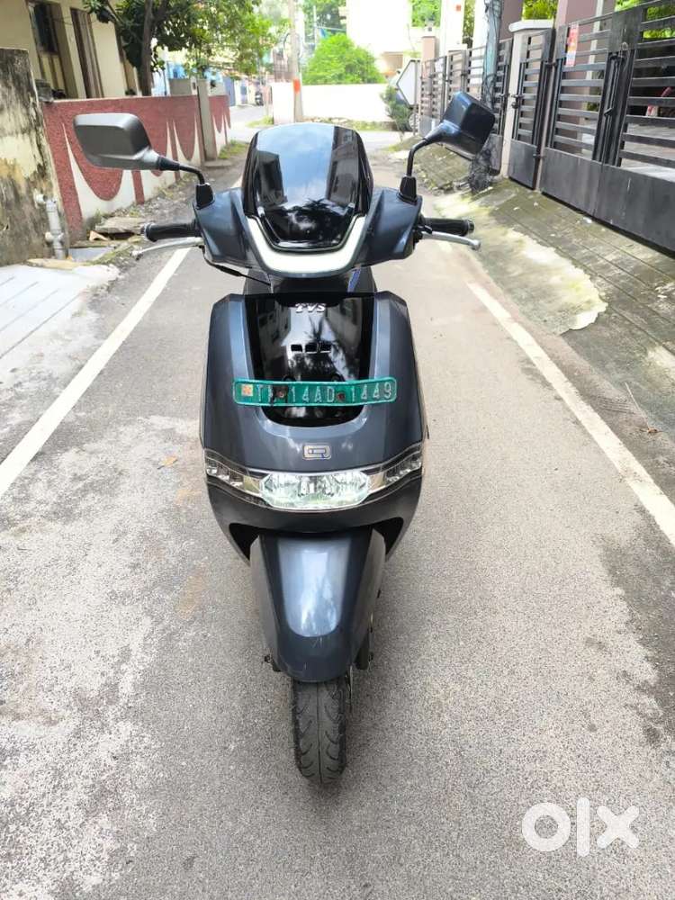 TVS IQUBE( S )EV scooter single owner insurance current