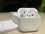Latest Apple Airpods 4
