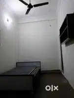 Single/Double room available on rent