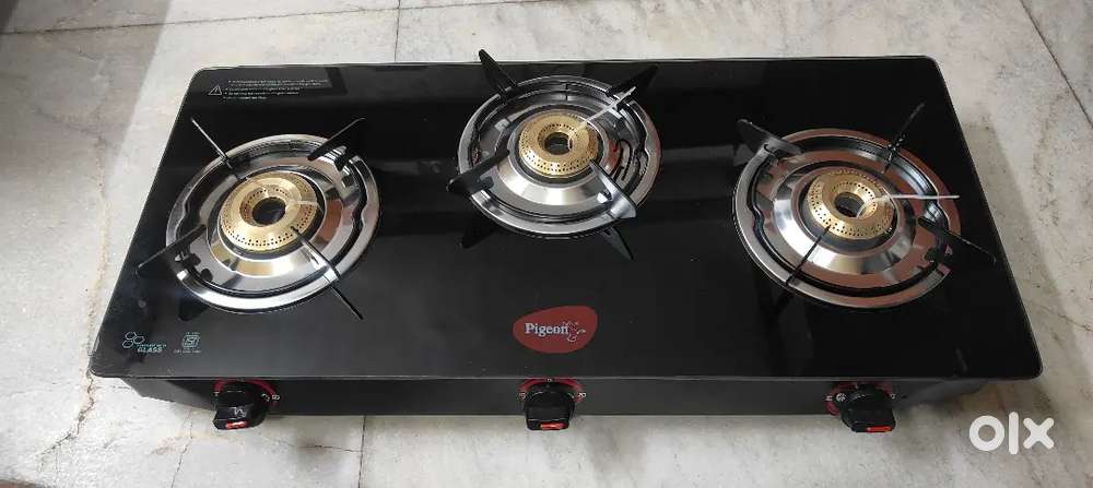 Pigeon 3Burner gas stove