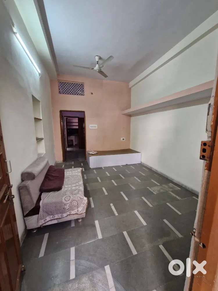 1BHK/2BHK FLAT For Rent With Semi Amenities