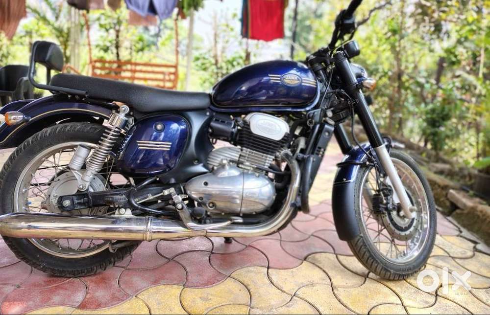 Jawa 42 single owner just in 1.25 lakh