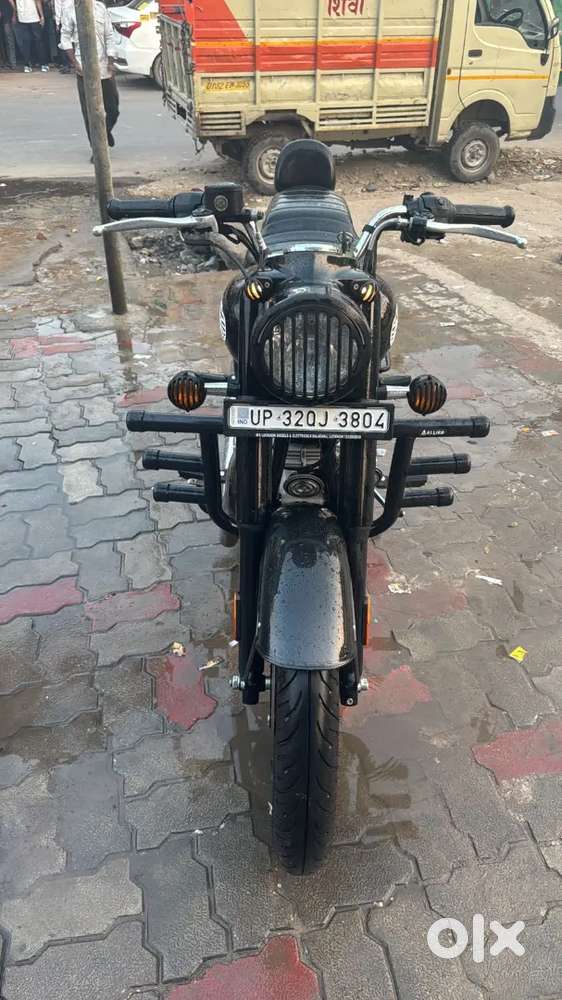 Showroom condition 1 hand bick