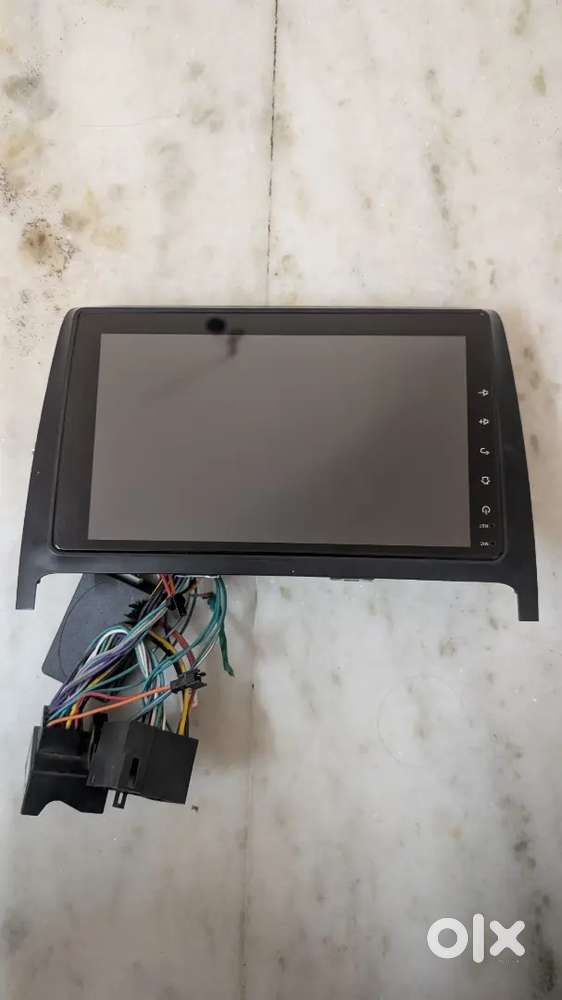 Car stereo device with 10 inch touch screen with front and back cam