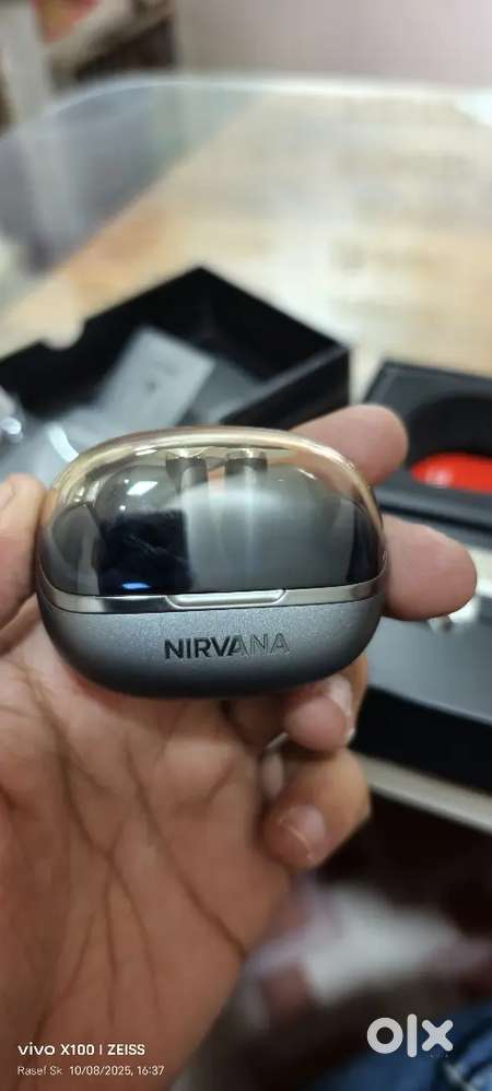 BoAt Nirvana Zenith Pro Wireless Earphone