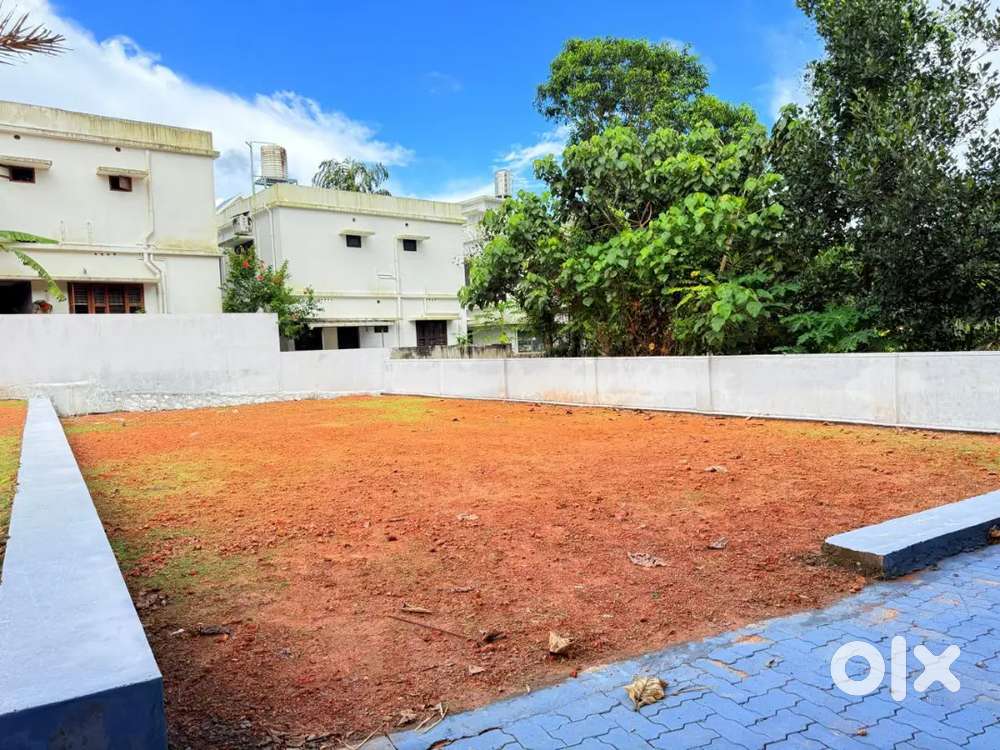 Orginal land 8cent rental apartment & house suitable plot// idachira