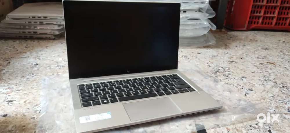 G7 Hp Elitebook AMD Radeon5 8/256 mint condition windows 10pro importt