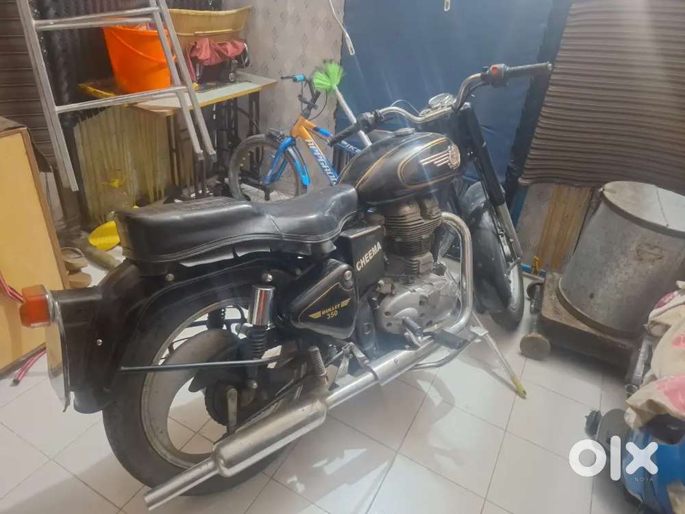 bilkul new bulit a ander he khada rehda 2  2 sal