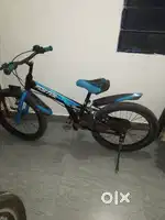 छोटी बच्चों की साइकिल