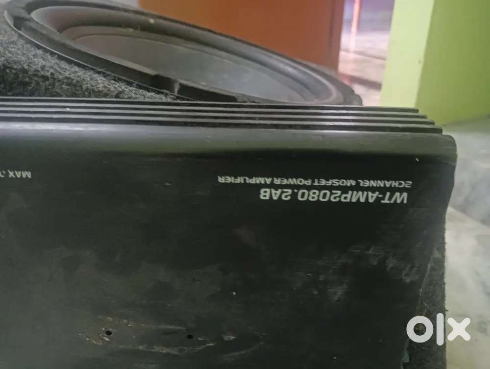 JBL box good condition