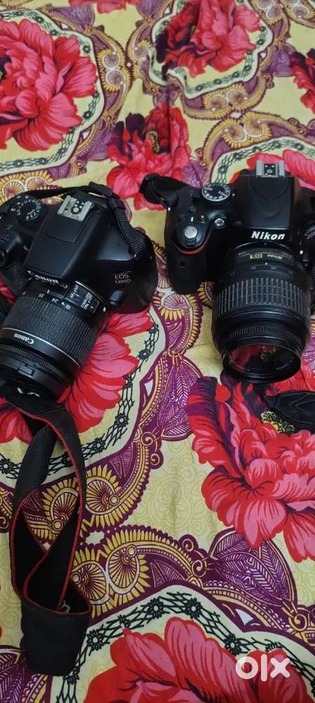 Dono camera sell pe hai ek canon ek nikon
