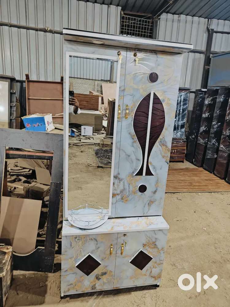 New model dressing tables