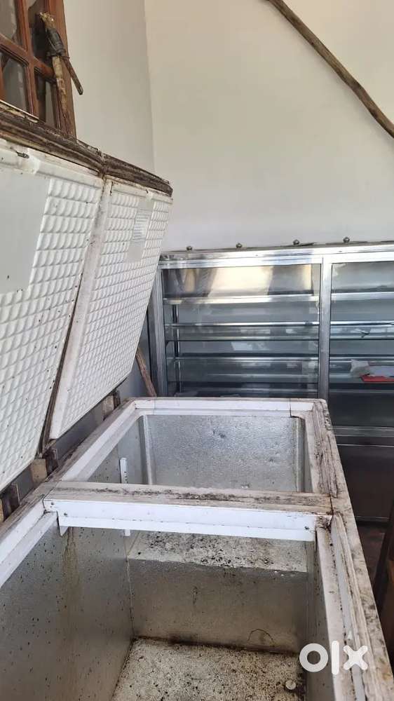 Restaurant kitchen equipment