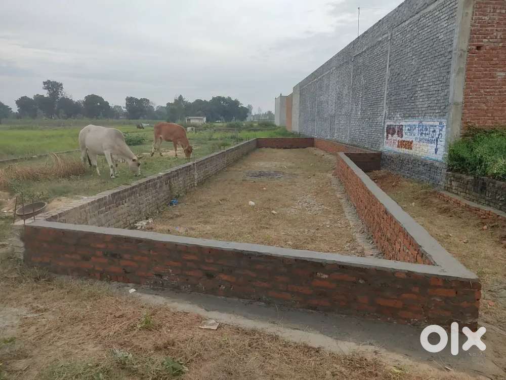 हाईवे से लगा हुआ कामर्शियल प्लाट