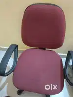 Free delivery! 2 Used office rolling chair for sale. Good condition