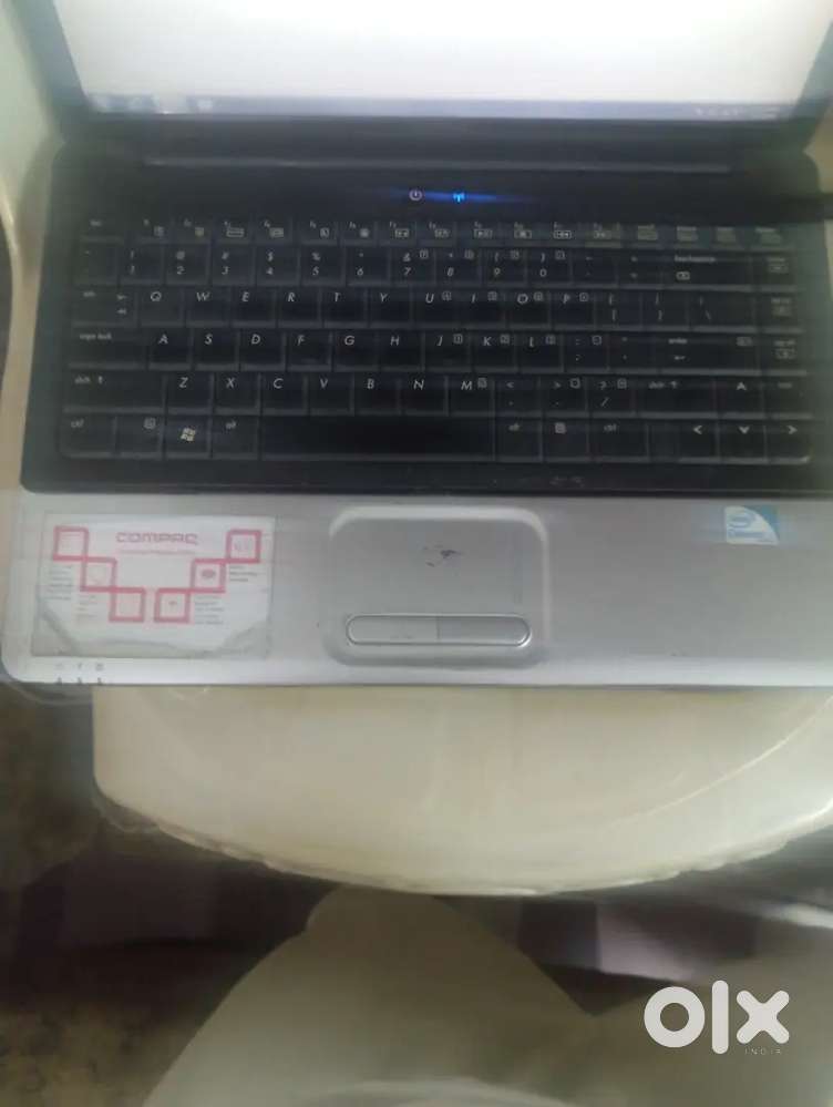 Urgent sell laptop Compaq