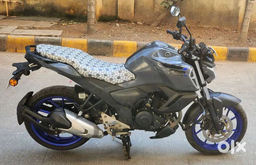 Yamaha fzs v4 abs bluetooth model