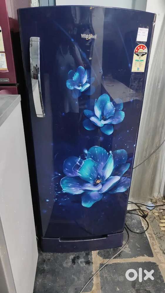 second hand used fridzes available in good working condition.