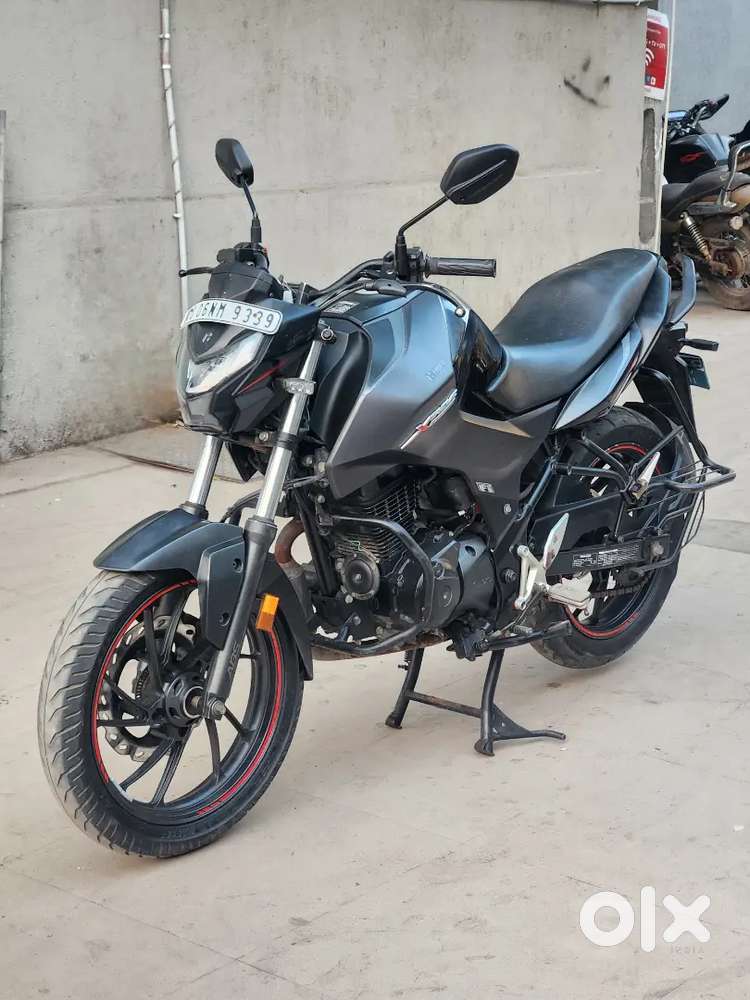 Xtreme 160R(4999 ડાઉનપેમેનટ ભરીને બાકીની લોન થઈ જશે)