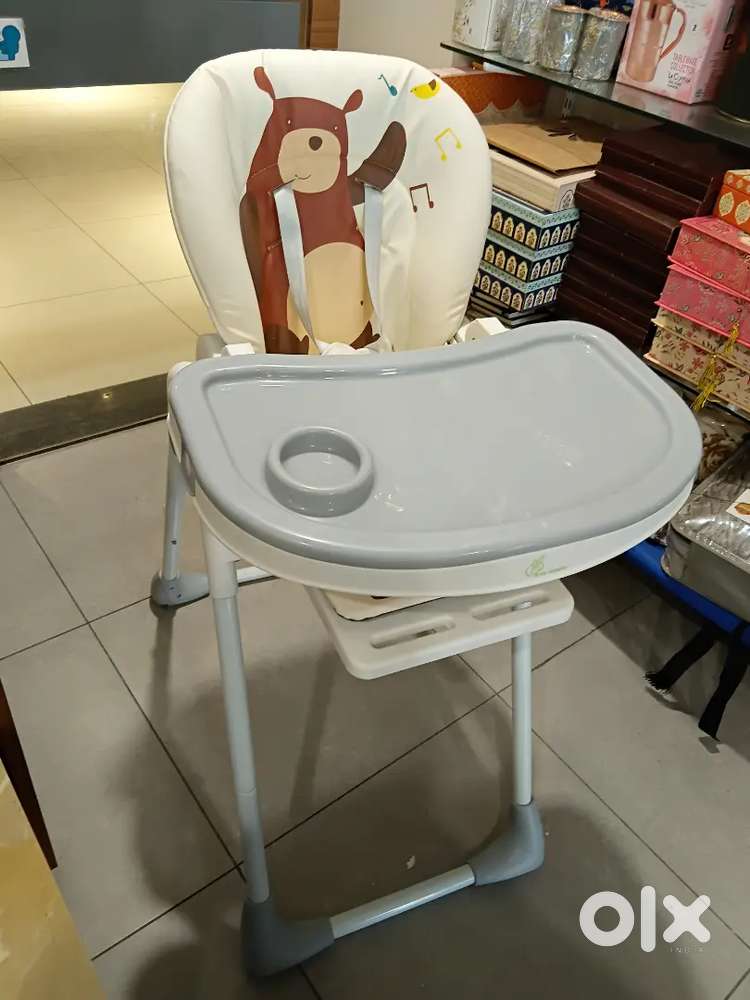 R Rabbit high Chair