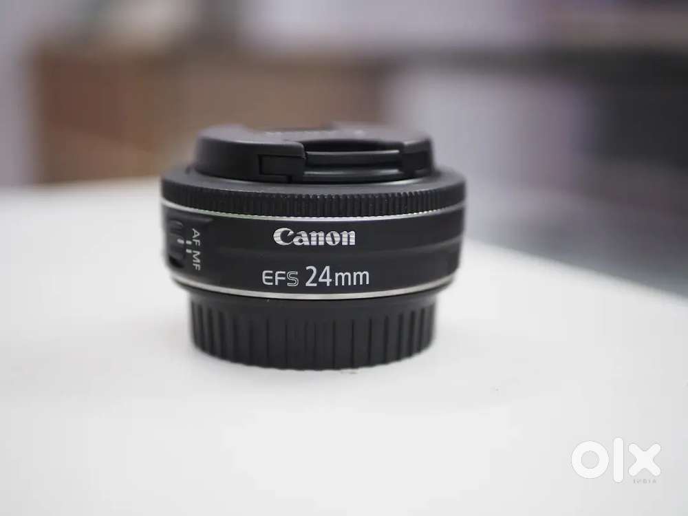 Unbox Canon EF-S 24mm F/2.8 lense