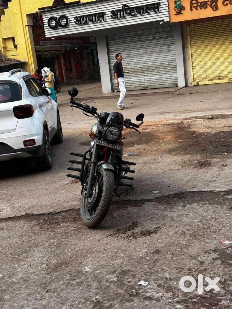 Cruising bike with good power and performance.