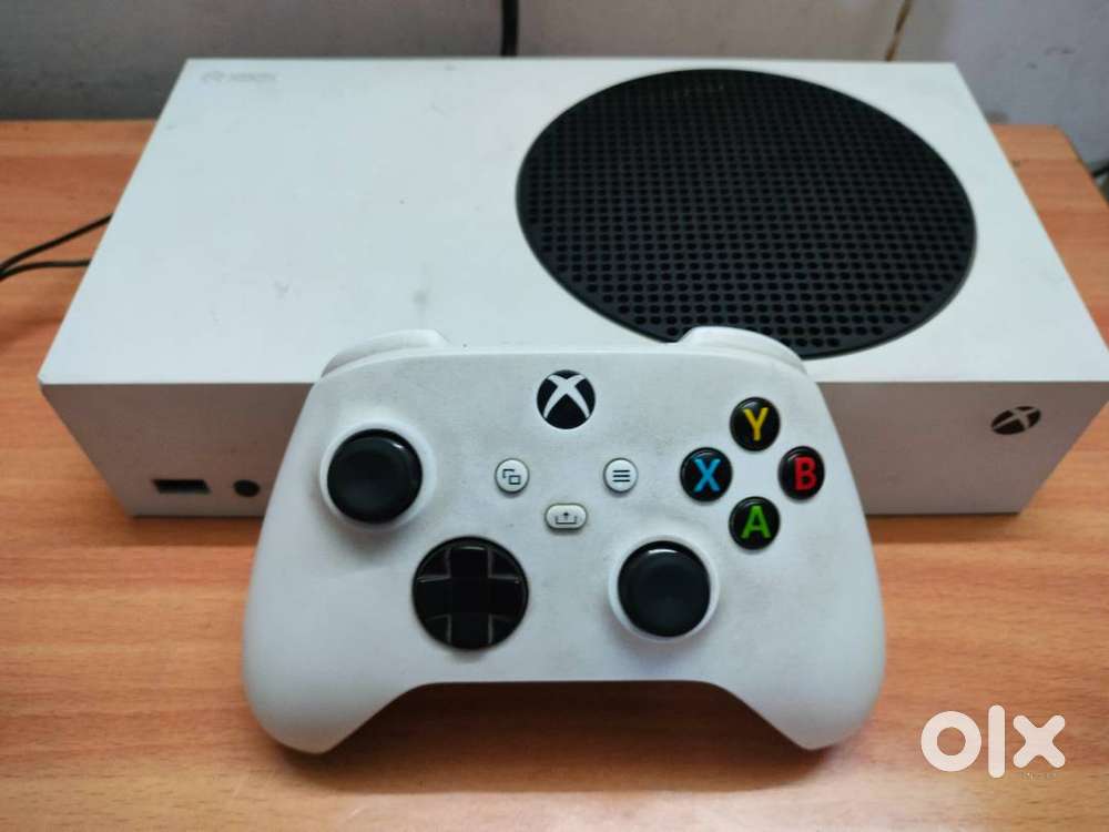 Xbox Series S (512GB) – Full Fresh Condition + 16 Games FREE