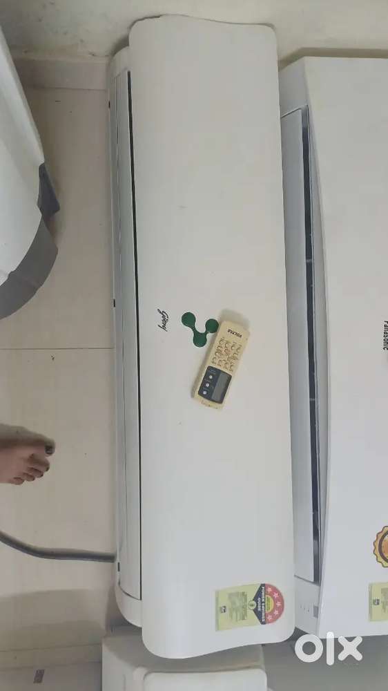 Split ac available and service