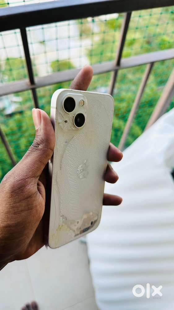 Urgent sale iphone 13