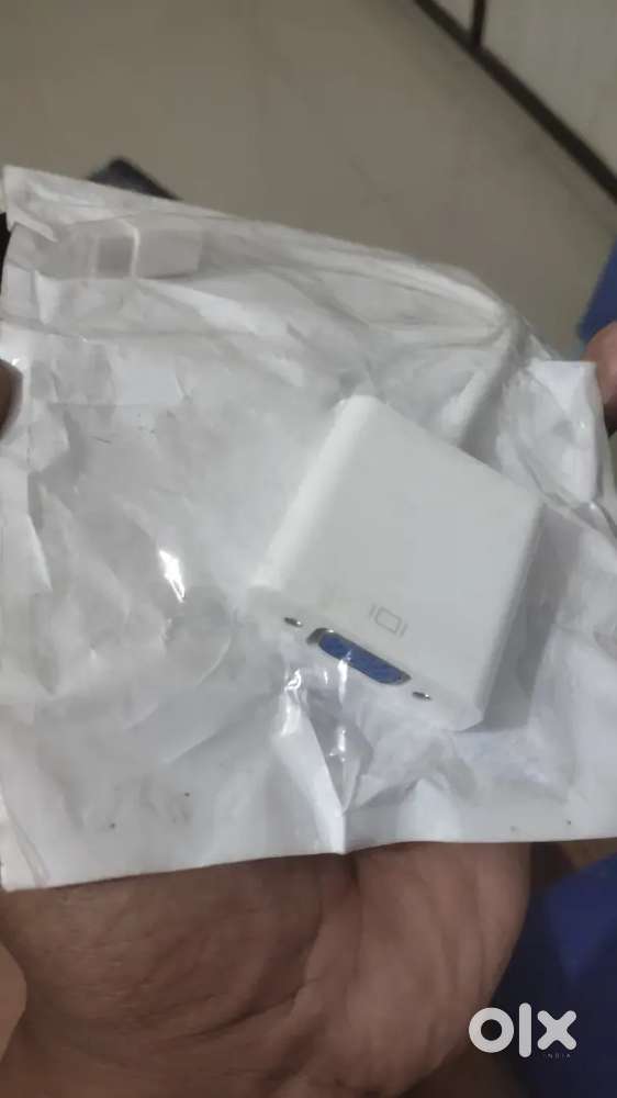 Thunder bolt to VGA adapter