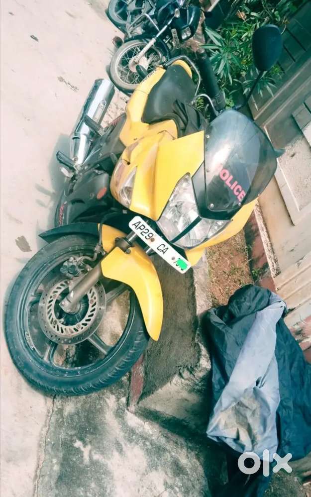 Want to sell my Karizma R mint condition..