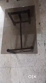 Tipoi Table - T Coffee glass Table