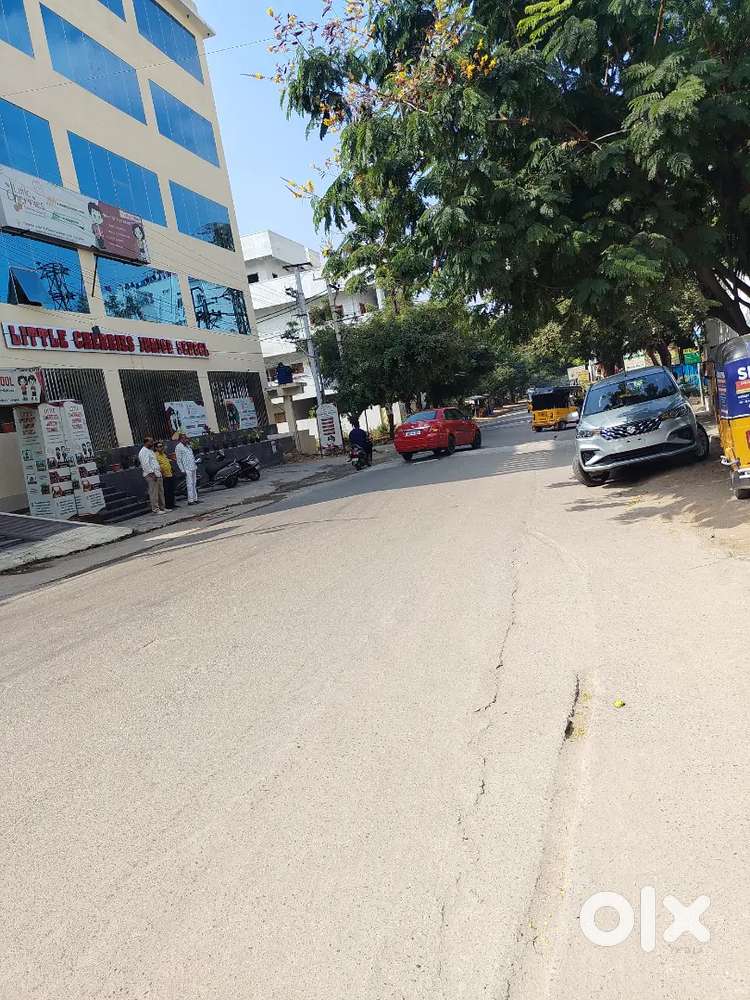 SVR PROPERTY Services we are Buying/ Selling in LB nagar suroding.