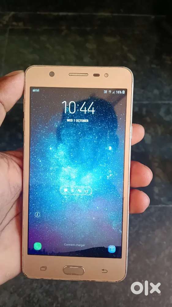 Galaxy j7 max