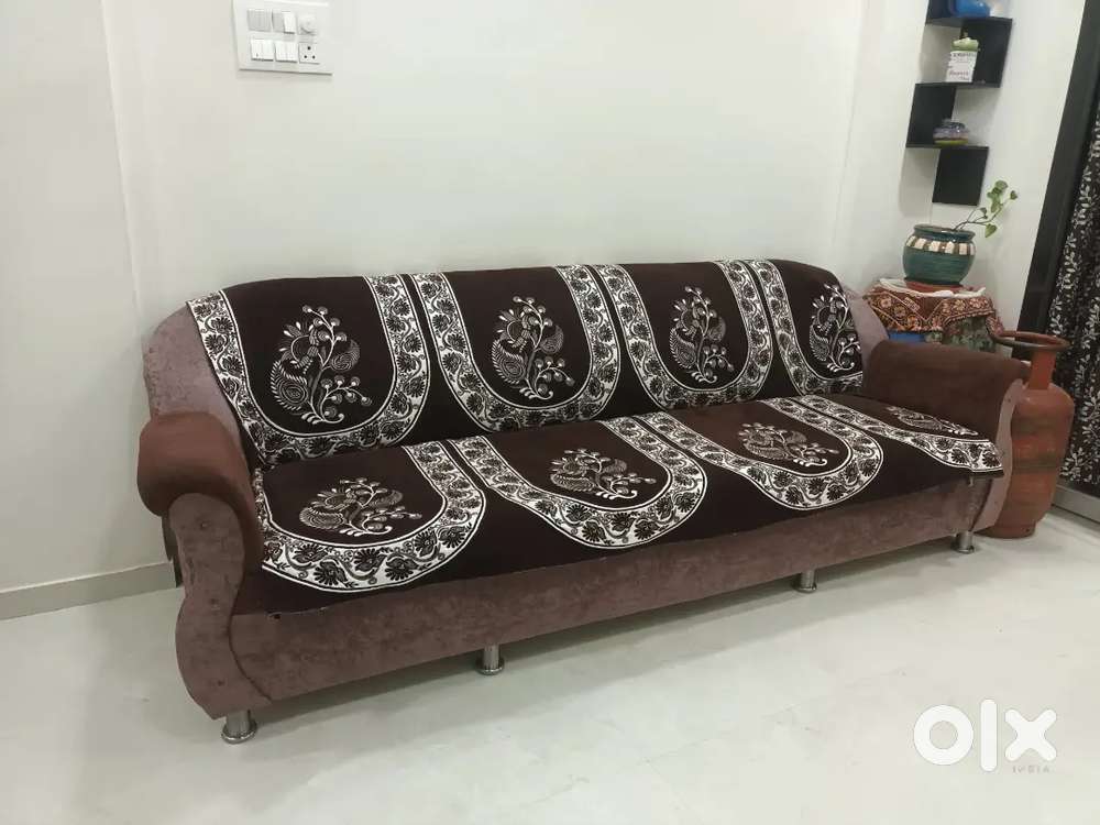 4 seater Sofa