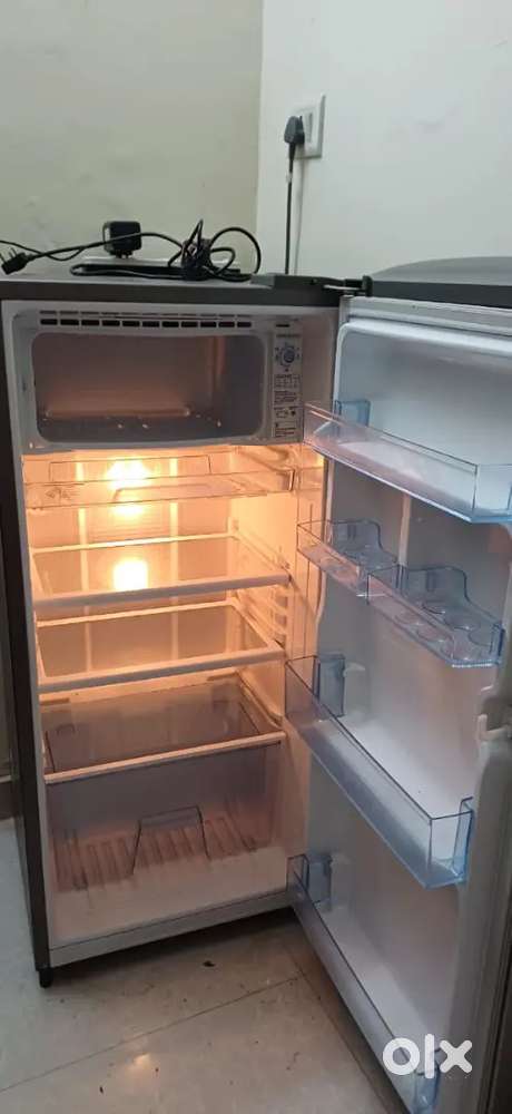 Fridge and washing machine