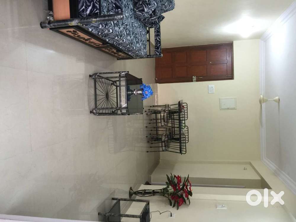 Cluster of 6 buildings with common swimming pool, club house -