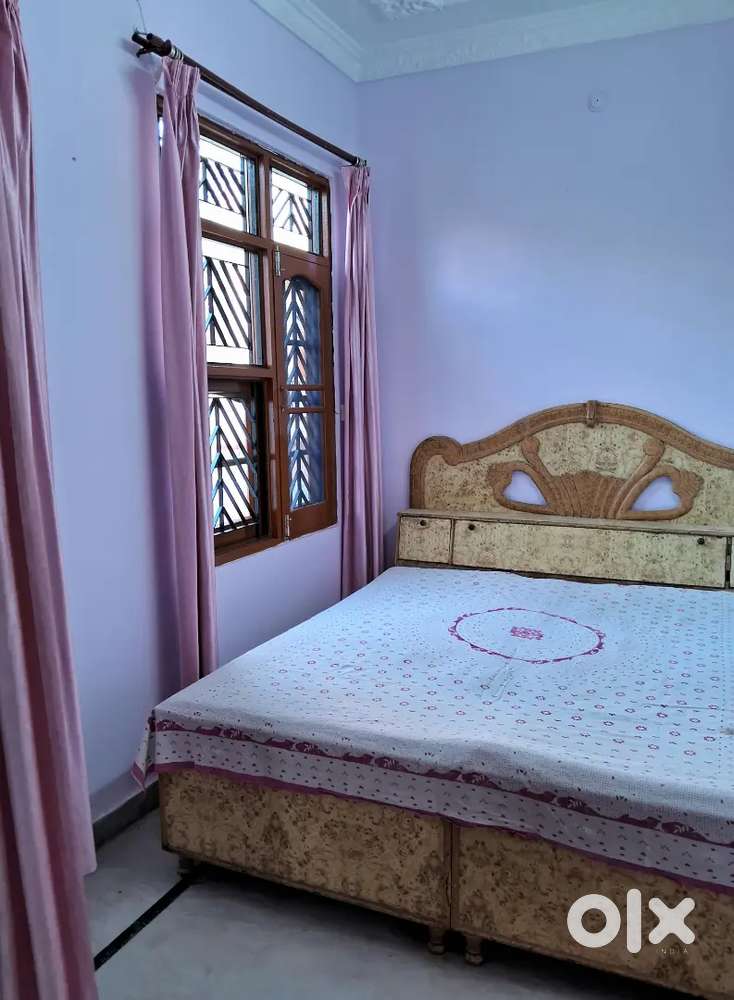 Ready to Move In! Well-Ventilated 2BHK Furnished