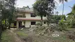 ചേർത്തല കെഎസ്ആർടിസി ബസ്റ്റാൻഡിൽ കിഴക്കുവശം വാടക വീട്